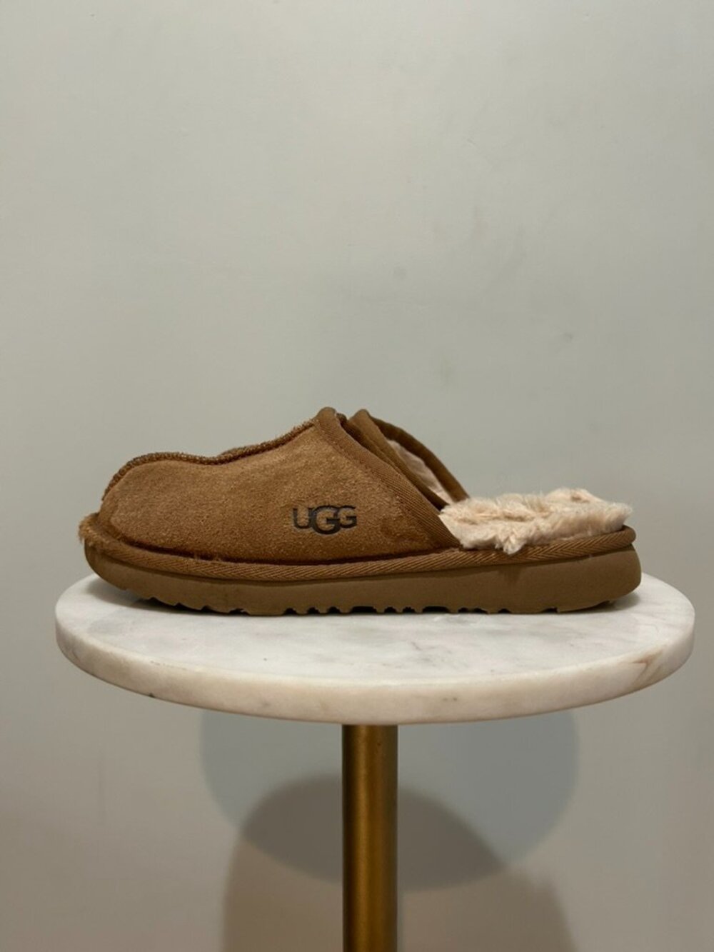 UGG Scuffette Chestnut Brown Suede Shearling Lined Slippers